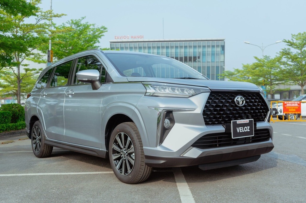 Mitsubishi Xpander tiếp tục bỏ xa đối thủ ở phân khúc MPV - 2 Mitsubishi Xpander tiếp tục bỏ xa đối thủ ở phân khúc MPV - 2