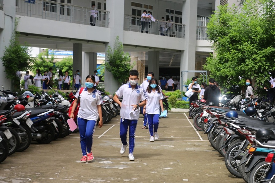 Điểm thi Ngữ Văn cao nhất nước, lãnh đạo Sở GDĐT An Giang nói gì? - 1 Điểm thi Ngữ Văn cao nhất nước, lãnh đạo Sở GDĐT An Giang nói gì? - 1