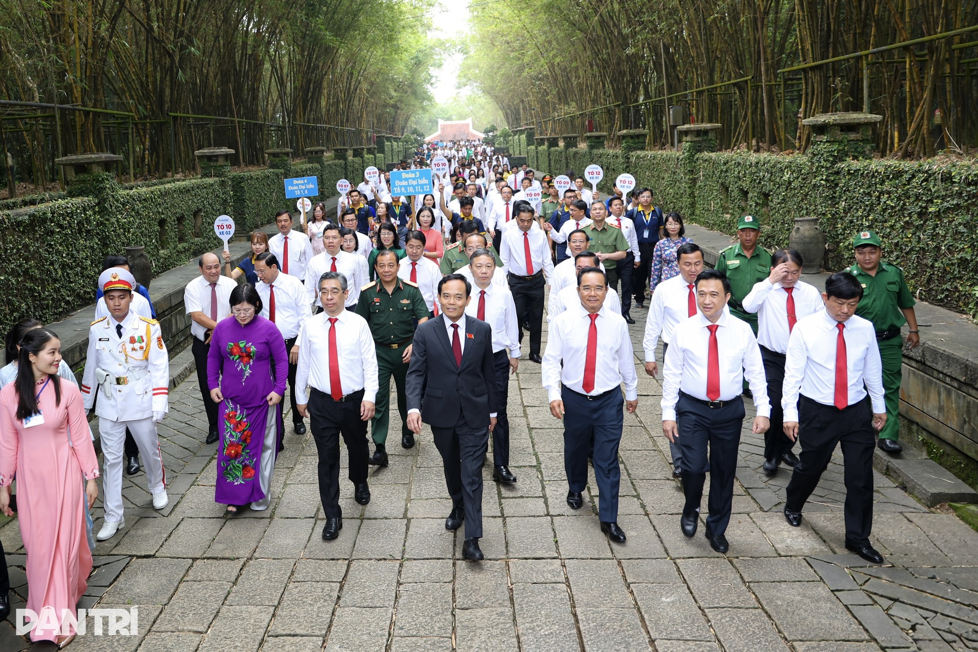 Đại biểu dự Đại hội Đảng bộ TPHCM tham quan các công trình tiêu biểu - 6 Đại biểu dự Đại hội Đảng bộ TPHCM tham quan các công trình tiêu biểu - 6