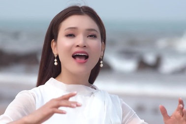 Phạm Phương Thảo huy động 500 người dân đóng MV về quê hương Nghi Lộc