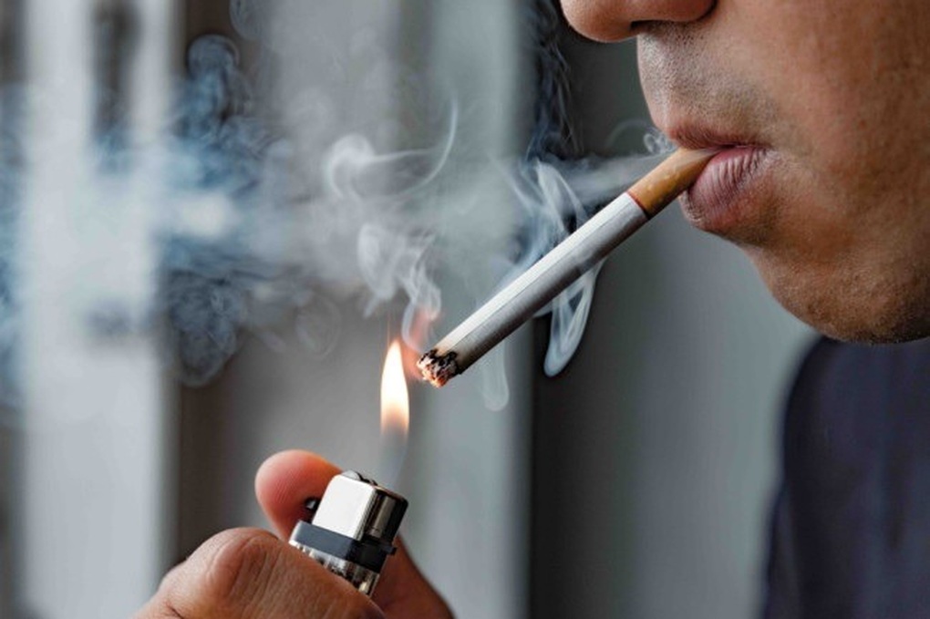 Vì sao người không hút thuốc vẫn bị ung thư phổi? - 1 Vì sao người không hút thuốc vẫn bị ung thư phổi? - 1