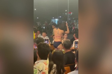 Chủ quán ốc thuê người biểu diễn phản cảm bị lập biên bản xử phạt