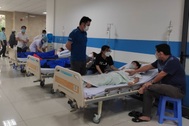 "Siết" an toàn thực phẩm học đường sau vụ hơn 200 học sinh ngộ độc