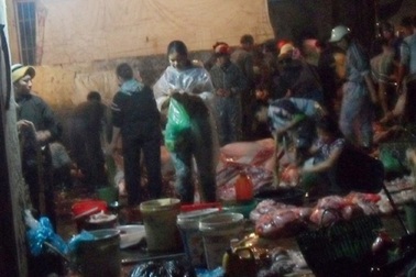 Đóng lò mổ Thịnh Liệt, lò tự phát ra sức hoành hành