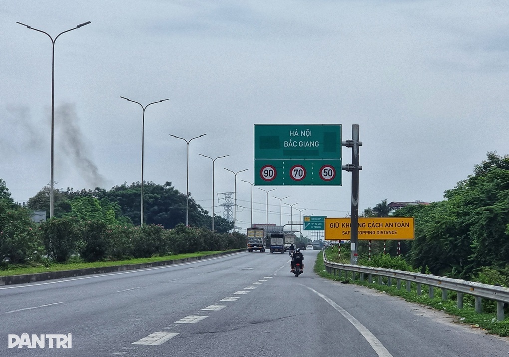 Đề xuất điều chỉnh tốc độ làn 2 cao tốc để giải quyết bất cập khi vượt xe - 2 Đề xuất điều chỉnh tốc độ làn 2 cao tốc để giải quyết bất cập khi vượt xe - 2