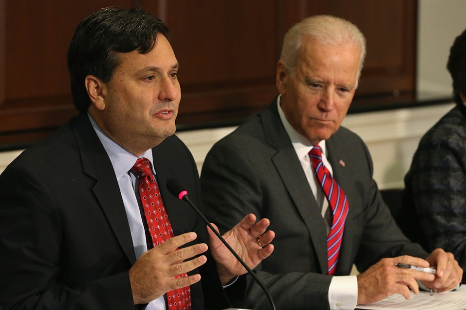 Vũ khí bí mật của ông Biden để đấu với ông Trump - 1 Vũ khí bí mật của ông Biden để đấu với ông Trump - 1