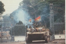 [Infographics] Khoảnh khắc ấn tượng trong "bản hùng ca đại thắng" mùa xuân 1975 