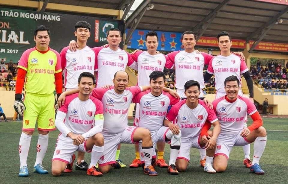Việt Anh và CLB bóng đá V-Stars kêu gọi, ủng hộ vào Quỹ vắc xin Covid-19 - 2 Việt Anh và CLB bóng đá V-Stars kêu gọi, ủng hộ vào Quỹ vắc xin Covid-19 - 2