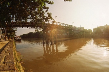 Cầu cổ 205 năm tuổi được xây mới