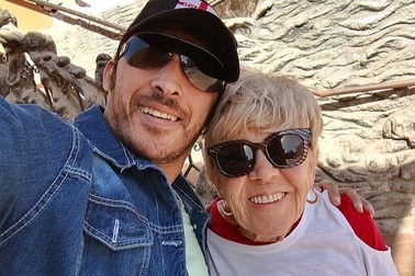 Bà cụ 81 tuổi đau khổ vì không thể gặp chồng... 36 tuổi