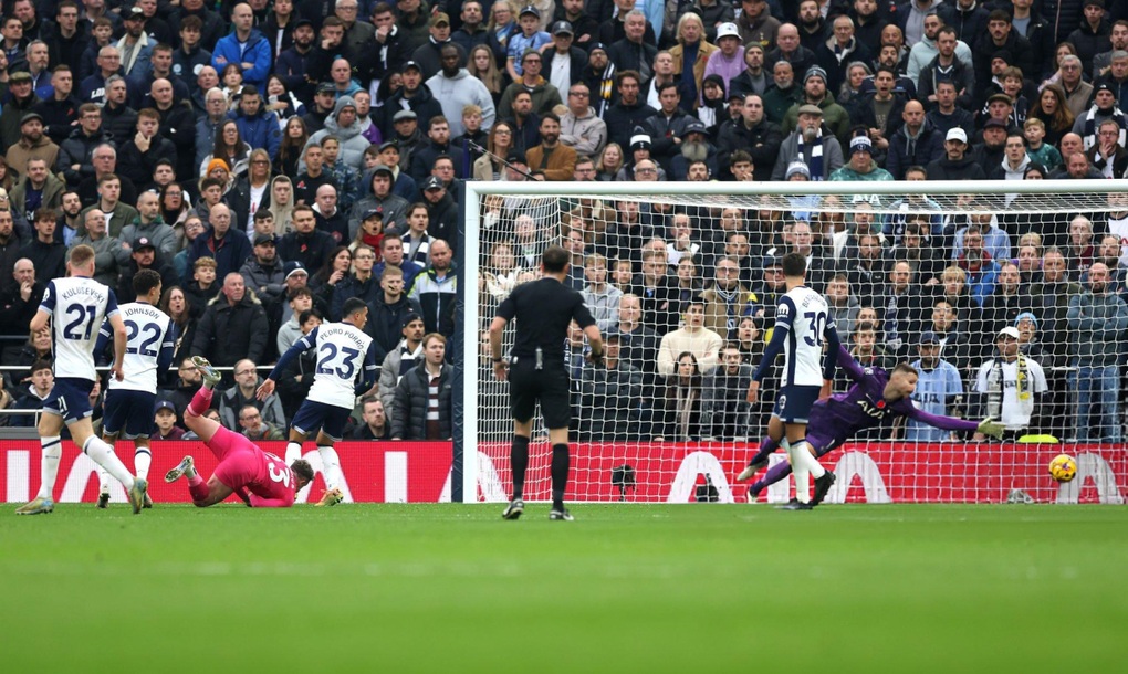 Tottenham để thua đội bóng không thắng tại Premier League suốt 22 năm - 1 Tottenham để thua đội bóng không thắng tại Premier League suốt 22 năm - 1