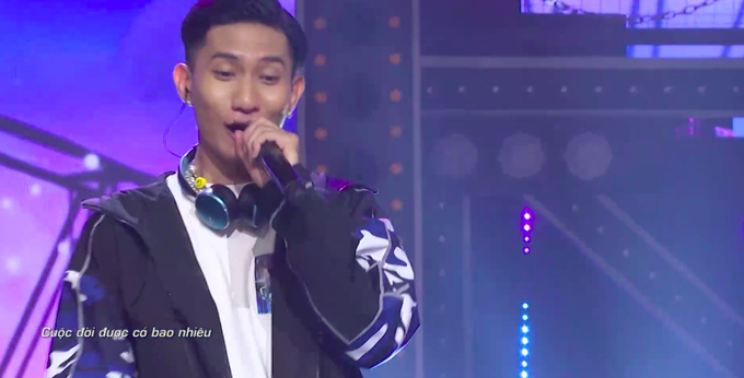 Thí sinh ba phải nhất Rap Việt làm mới ca khúc của cố nhạc sĩ Trịnh Công Sơn nhận 4 chọn khiến HLV Wowy và Karik rạn nứt - Ảnh 3. Thí sinh ba phải nhất Rap Việt làm mới ca khúc của cố nhạc sĩ Trịnh Công Sơn nhận 4 chọn khiến HLV Wowy và Karik rạn nứt - Ảnh 3.