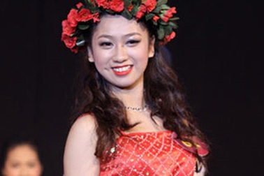 Nữ sinh Việt Đức lên ngôi Hoa khôi Duyên dáng Hà Thành