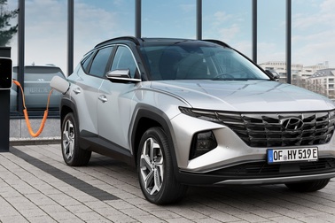 Hyundai "vén màn" Tucson Plug-In Hybrid