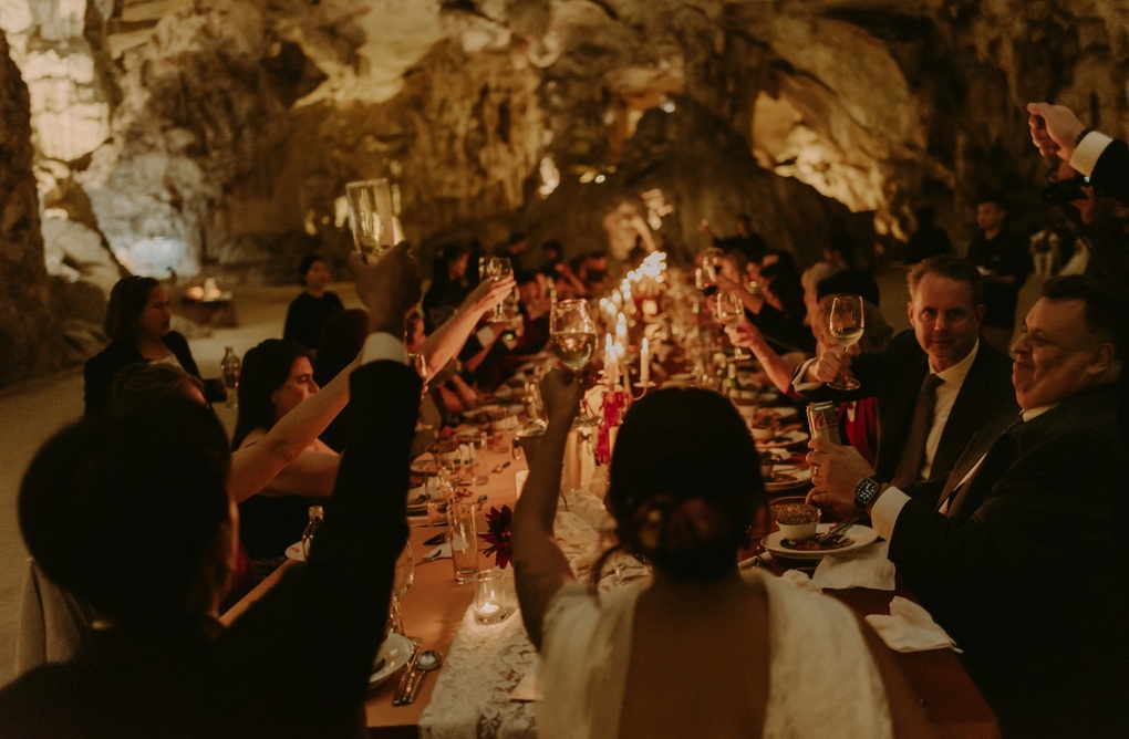 Độc đáo lễ cưới tổ chức trong hang động ở Quảng Ninh - 9