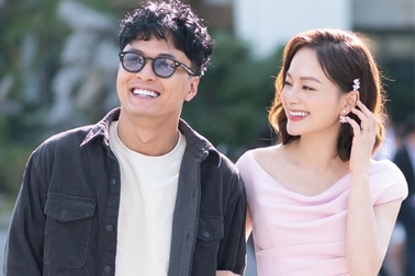 Lan Phương bất ngờ cảm ơn Hồng Đăng, khán giả tiếp tục tranh cãi kết phim