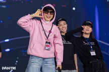 Mỹ Tâm bối rối khi làm điều này lần đầu, fan nhiệt tình hướng dẫn