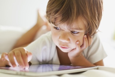 DinhtiBooks: Cha mẹ hãy “Cùng con khôn lớn”