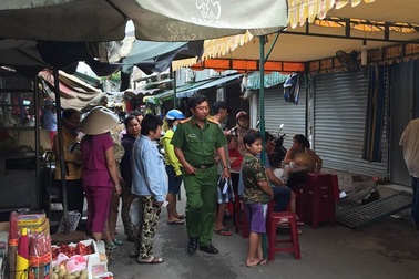 2 người bị đâm chết chỉ vì cạnh tranh bán chôm chôm