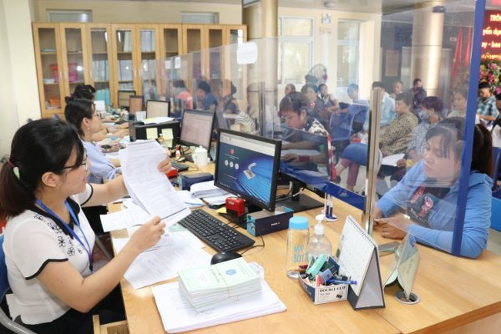 Hơn 2.300 lao động nhận trợ cấp bảo hiểm tai nạn, bệnh nghề nghiệp - 2 Hơn 2.300 lao động nhận trợ cấp bảo hiểm tai nạn, bệnh nghề nghiệp - 2