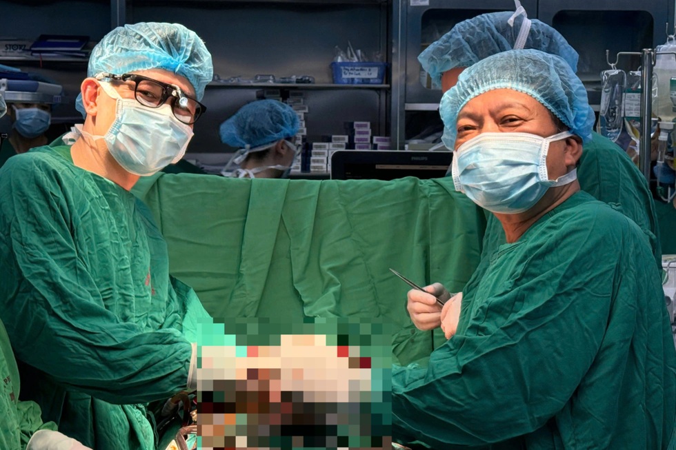 Người mẹ 2 con trở về từ cõi chết: “Đến giờ em vẫn ngỡ như trong mơ” - 1 Người mẹ 2 con trở về từ cõi chết: “Đến giờ em vẫn ngỡ như trong mơ” - 1