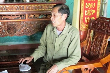 Hàng trăm khách hàng bức xúc vì không rút được tiền quỹ tín dụng