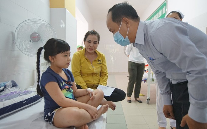 TP.HCM: Xử phạt đơn vị cung cấp thức ăn cho Trường Tiểu học Bình Trưng Đông - Ảnh 1. TP.HCM: Xử phạt đơn vị cung cấp thức ăn cho Trường Tiểu học Bình Trưng Đông - Ảnh 1.
