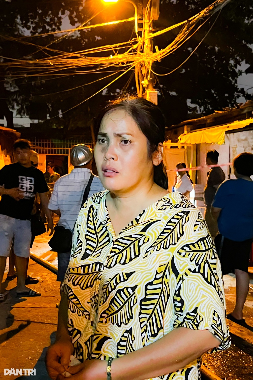 Chủ nhà kể vụ cháy kênh Tàu Hủ: Đồ đạc thành tro, heo đất không kịp mang đi - 3 Chủ nhà kể vụ cháy kênh Tàu Hủ: Đồ đạc thành tro, heo đất không kịp mang đi - 3