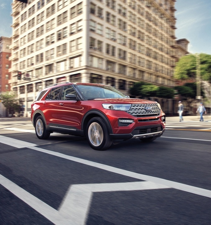 18_Ford Explorer
