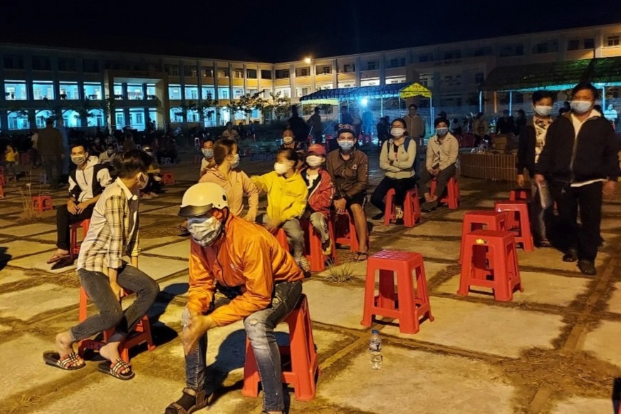 Cú chống đỡ ngoạn mục trước bất ngờ dòng người hồi hương lớn chưa từng có - 6 Cú chống đỡ ngoạn mục trước bất ngờ dòng người hồi hương lớn chưa từng có - 6