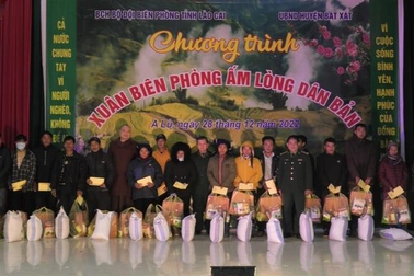 Lào Cai: Nhiều hoạt động Chương trình  "Xuân biên phòng ấm lòng dân bản"