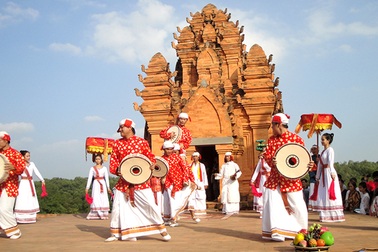 Tinh hoa văn hóa Chăm tái hiện tại Apec Mandala Grand Phú Yên