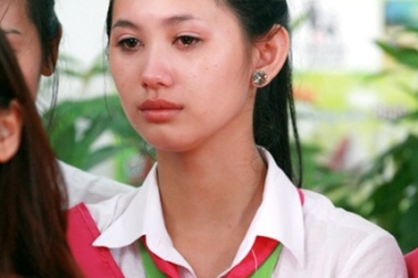 Những giọt nước mắt của Miss teen xứ Huế