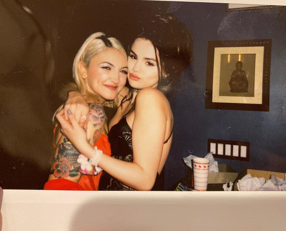 Selena Gomez nói gì trước những lời chê bai về ngoại hình? - 7 Selena Gomez nói gì trước những lời chê bai về ngoại hình? - 7