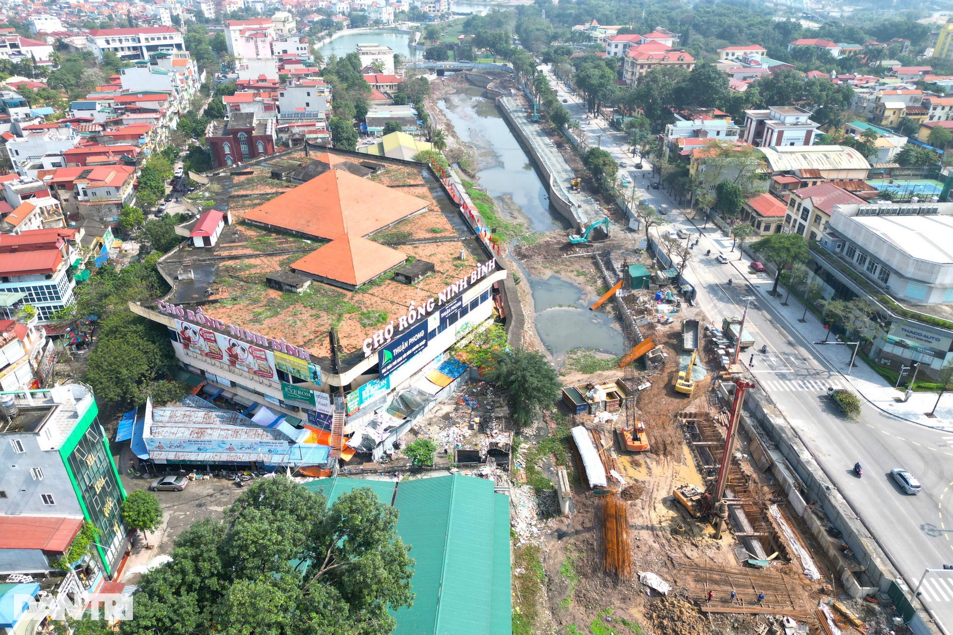 Nhiều dự án trên khúc sông dài 1km đi qua trung tâm thành phố Ninh Bình - 6 Nhiều dự án trên khúc sông dài 1km đi qua trung tâm thành phố Ninh Bình - 6
