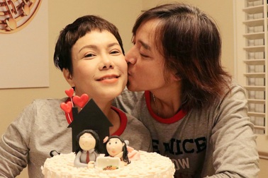 Danh hài Việt Hương: "Tôi lấy chồng 15 năm, nhưng ở với anh được có 7 năm"