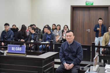 Hoãn phiên xử cựu Giám đốc CDC Hà Nội do bị cáo nhập viện