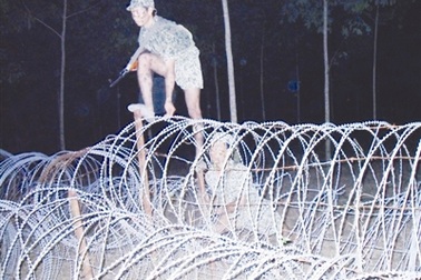 Đặc công trong bóng đêm