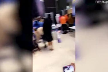 3 tuần sau đêm nhạc bi kịch, lại hoảng sợ trước cảnh chen lấn, xô đẩy