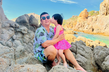 Khách đi xuyên Việt để túi tiền ở quán bún cá Khánh Hòa và cái kết