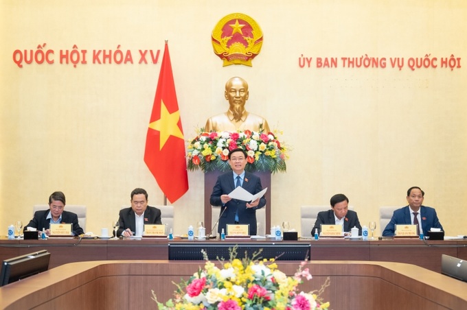 Chủ tịch Quốc hội Vương Đình Huệ chủ trì buổi làm việc