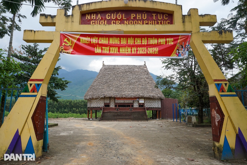 Có gì bên trong biểu tượng văn hóa của người Cơ Tu ở Đà Nẵng - 1 Có gì bên trong biểu tượng văn hóa của người Cơ Tu ở Đà Nẵng - 1