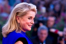 Ngôi sao nổi tiếng phim “Đông Dương” nói gì sau 24 năm trở lại Hà Nội?