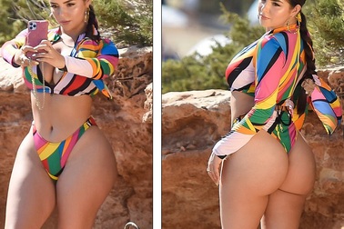 Demi Rose diện áo tắm sặc sỡ khoe thân hình đồng hồ cát