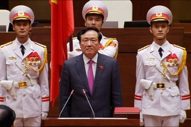 Chánh án TAND Tối cao Nguyễn Hòa Bình tuyên thệ nhậm chức