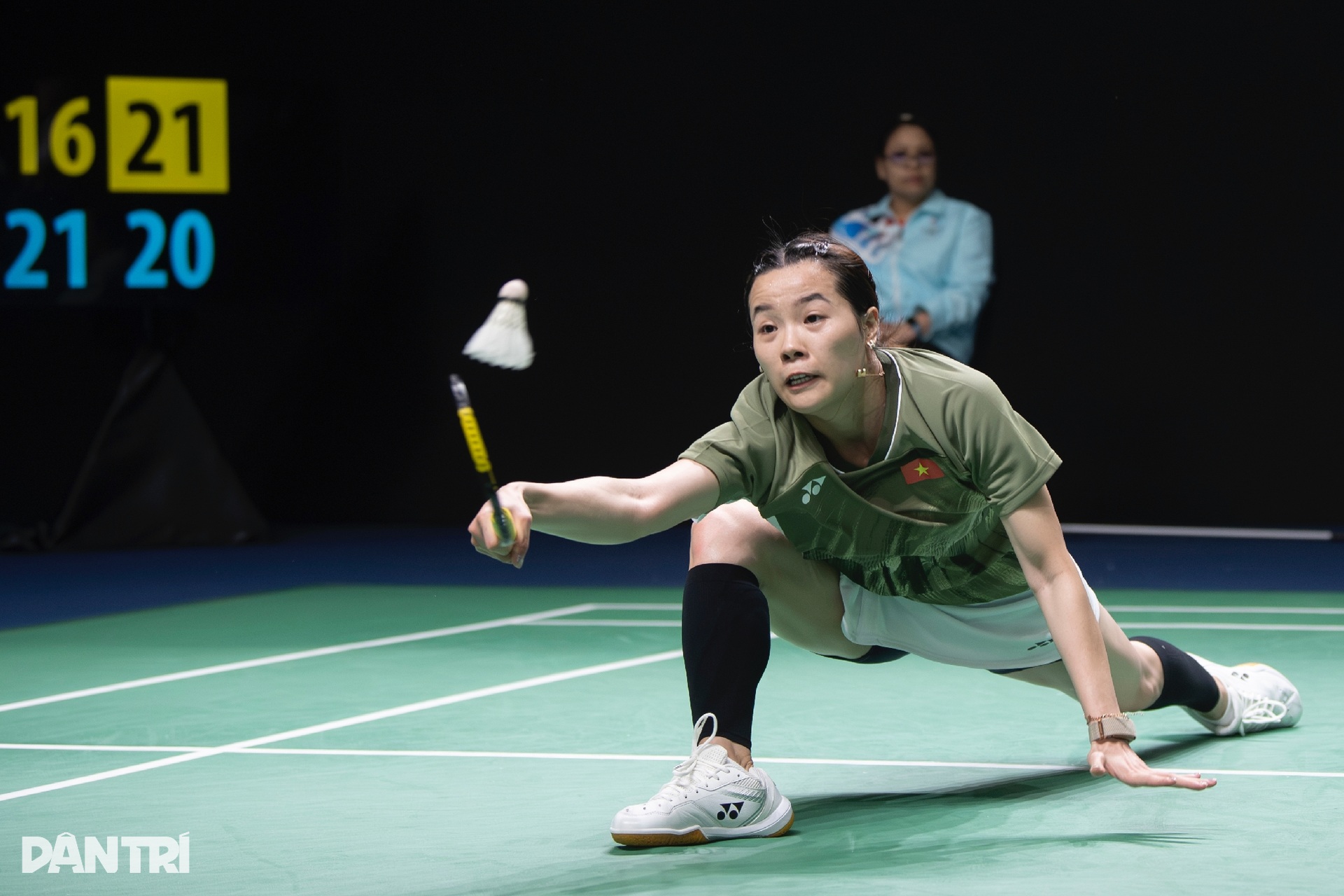 Pertandingan Nguyen Thuy Linh yang mengecewakan di SEA Games dengan skor 33-9. Trận đấu đáng quên của tay vợt Nguyễn Thùy Linh tại SEA Games 33 - 9