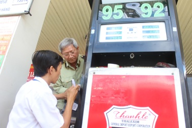 Tiếp tục phát hiện thêm một cây xăng “móc túi” khách hàng