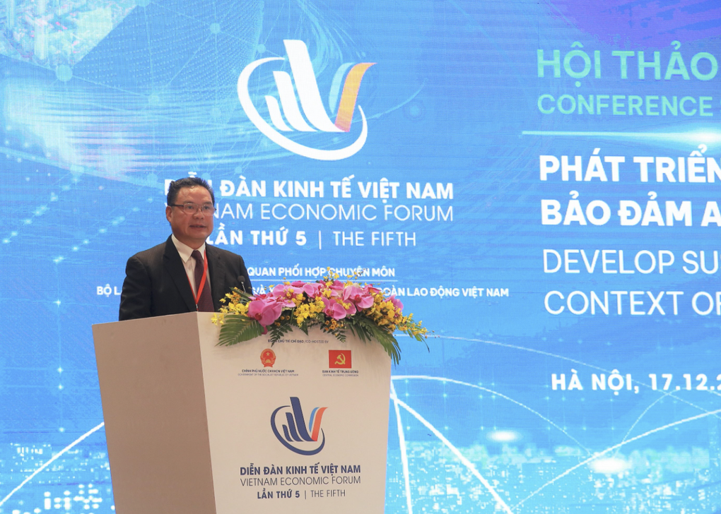 Loạt giải pháp phát triển thị trường lao động bền vững - 1 Loạt giải pháp phát triển thị trường lao động bền vững - 1