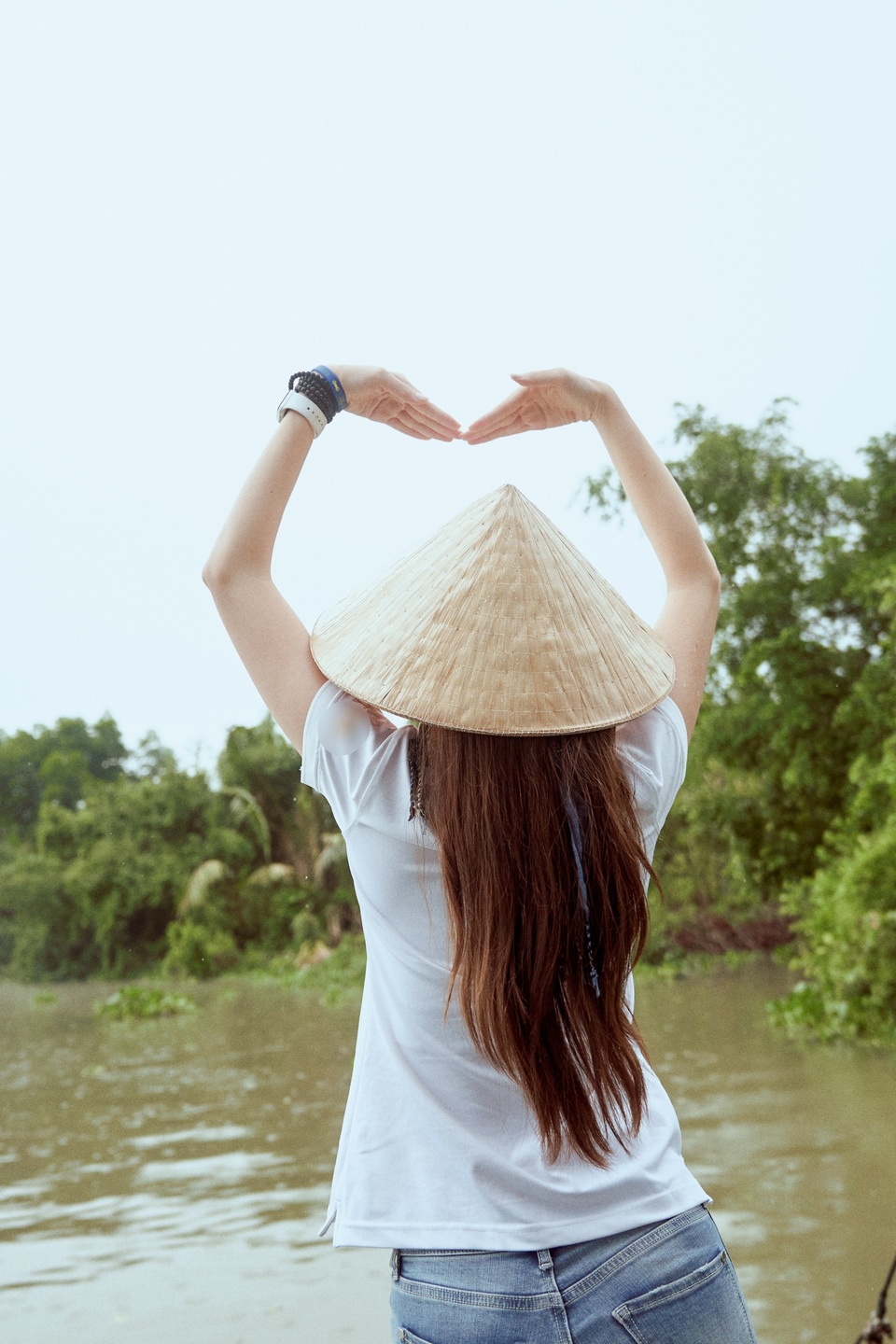 Hoa hậu Khánh Vân khoe mặt mộc xinh đẹp trải nghiệm cuộc sống miền Tây - 13 Hoa hậu Khánh Vân khoe mặt mộc xinh đẹp trải nghiệm cuộc sống miền Tây - 13