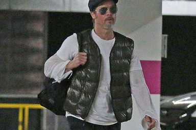 Brad Pitt xuất hiện già nua sau tin đồn Angelina Jolie có người mới